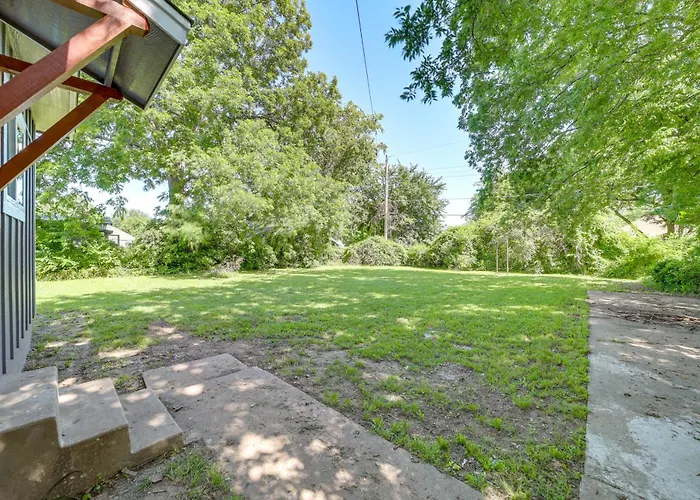 Remodeled House W/ Yard ~ 4 Mi To Downtown! * Tulsa